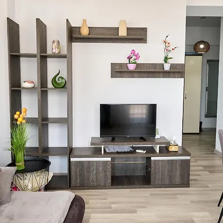 La Vida Loca Summerland * مامايا