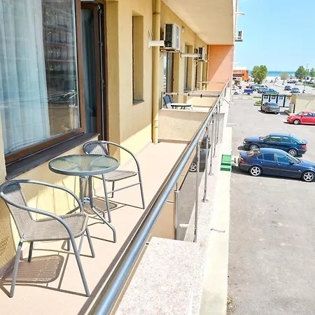 La Vida Loca Summerland * مامايا