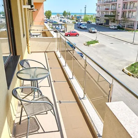 La Vida Loca Summerland Apartament